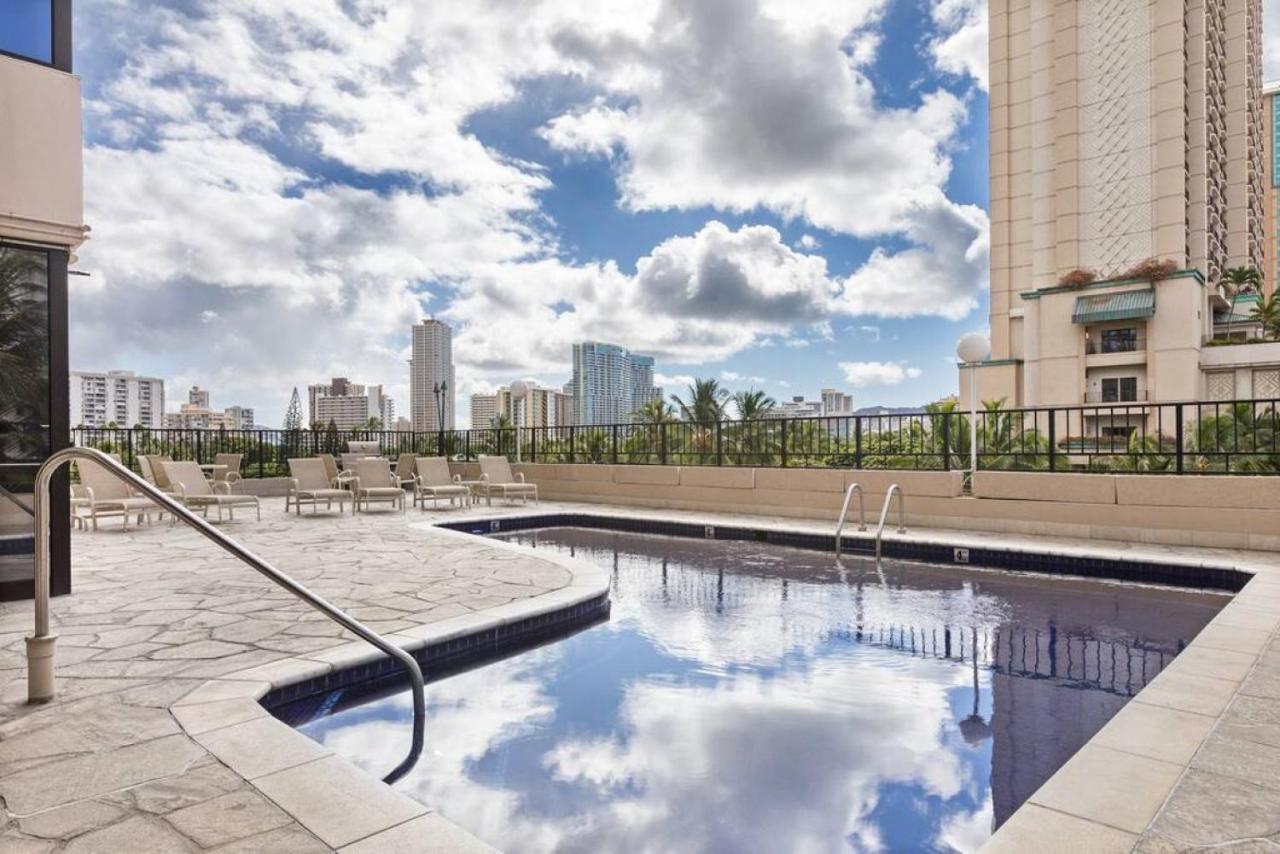 호놀룰루 Incredible Location Free Parking In Waikiki 빌라 외부 사진